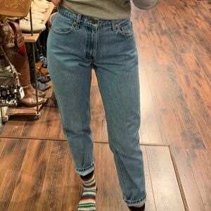 Vintage Guess Mom Jeans Light Wash Triangle Logo Patch Size 27 High Rise